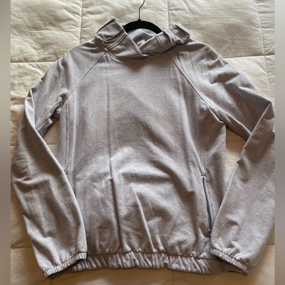 Lavender lululemon mock neck sweatshirt